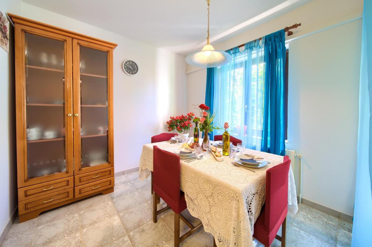 Apartman Mihael Malinska Exterior foto
